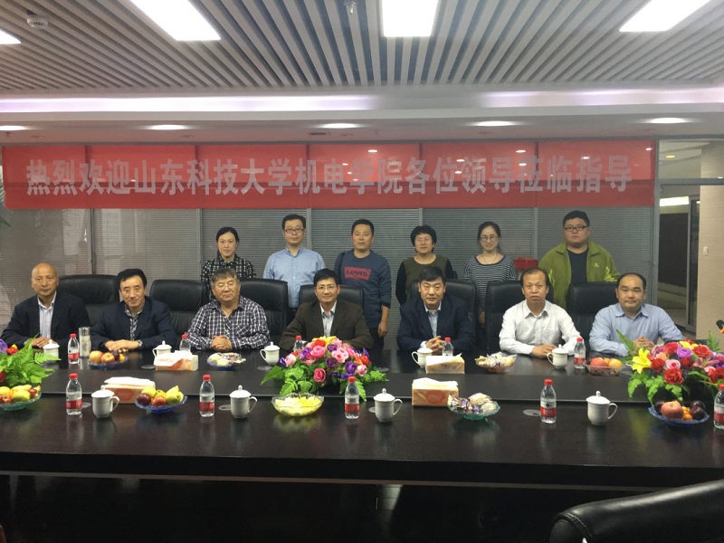 时讯 | 珠海科技大学骨干青年教师莅临公司进行调研和学术交流活动
